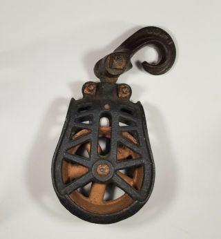 Antique Vintage Myers 168 Cast Iron Hay Trolley Center Drop Pulley Block W Hook