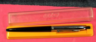 " Bic " Clic Black/chrome&ct Ball Point Pen Made In Usa C.  1979 