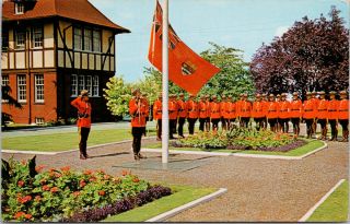 Rcmp Mounties Raising Flag Royal Canadian Mounted Police Postcard F18