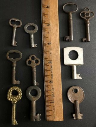 10 Antique Vintage Hollow Barrel Keys