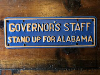 Vintage Alabama Governor’s Staff Stand Up Plate (blue/yellow)