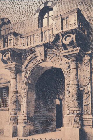 Italy Verona Arco Dei Bombardieri