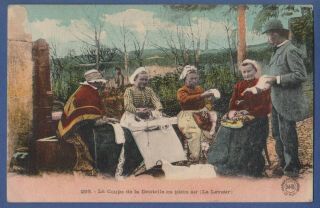 Le Laveur - France - Women Bobbin Lace Maker - Old Postcard