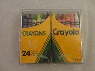 1990 Binney & Smith 24 Crayola Crayons In Clear Plastic Box