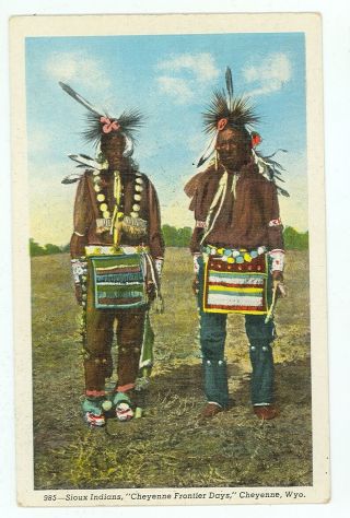 Wyoming,  Cheyenne Frontier Days,  Sioux Indians (linen (unmailed (indians669