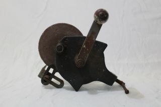Antique Vintage Hand Crank Bench Mount Grinder/Sharpenter with Wooden Handle. 4