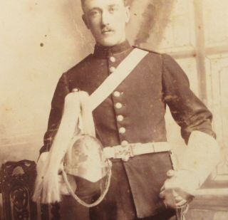 CABINET CARD SOLDIER ROYAL DRAGOON TROOPER HELMET VICTORIAN ANTIQUE PHOTO 2