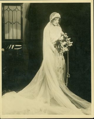 Vintage 1920s 8x10 Flapper Girl Bridal Photo Pretty Bride In Gown W Flowers 1 Rf