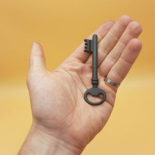 Key Metal Skeleton Key Antique Old Vintage Key from France Vgt 2