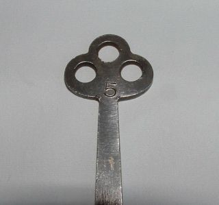 Vintage Antique Skeleton Key 5 Clover Bow 2