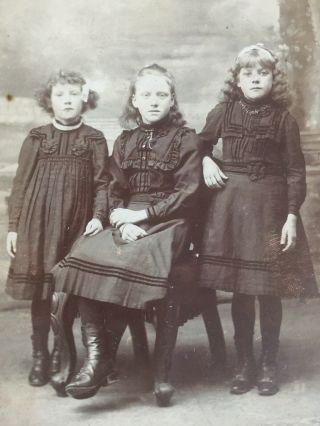 Antique Cabinet Card Portrait Sisters Girls Young J.  Reeves Canning Town London