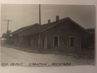 Stanton Michigan C&o Rr Station Railroad Depot B&w Real Photo Postcard Rppc