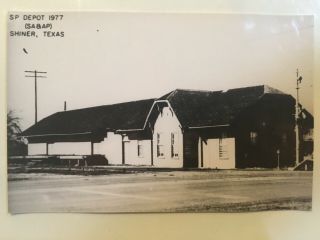 Shiner Texas Sp Rr Station Railroad Depot B&w Real Photo Postcard Rppc