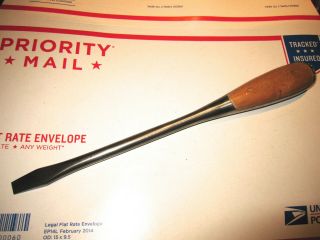 Vintage Perfect Handle Style Screwdriver 12 "