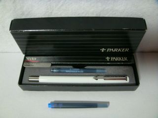 Vintage 1985 Parker Vector Cartridge Fountain Pen White Old Stock W 1984 Box