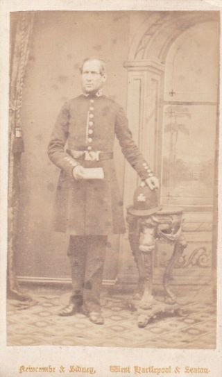 Antique Cdv Photo - Man In Uniform With Helmet.  Soldier/policeman ? West Hartle