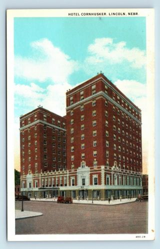 Lincoln,  Ne - Rare Early View Of Hotel Cornhusker & Old Cars - Postcard - W3