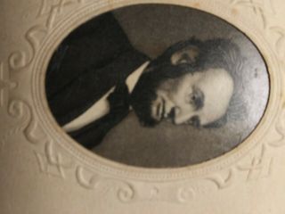 Late 1861 Cdv - President Abraham Lincoln - W/great Ornate Sleeve - Choice Rarity