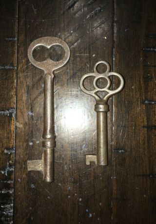 Set Of 2 Corbin P5 Skeleton Keys