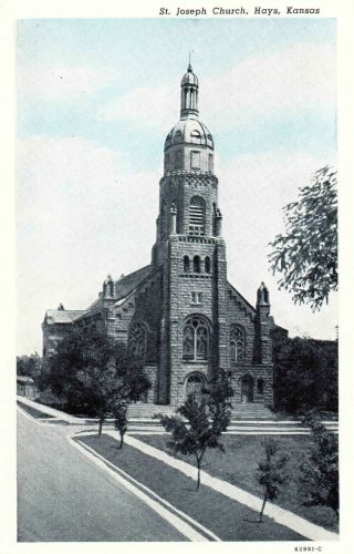 St.  Joseph Church,  Hays Kansas Pre Linen Vintage Postcard F11