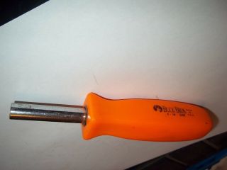 BUCK BROS 4 IN 1 REPLACEABLE BIT SCREWDRIVER MADE IN USA 7 - 1/2 