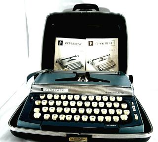 Vintage Jc Penney Penncrest Caravelle 10 Portable Typewriter W Case Smith Corona