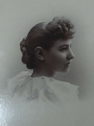 Antique Photograph Young Woman Steckel Los Angeles Ca 24845 Cabinet Card