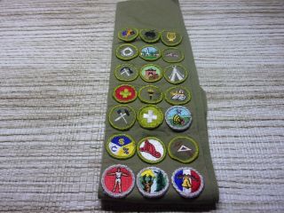 Boy Scout Merit Badge Sash With 21 Merit Badges