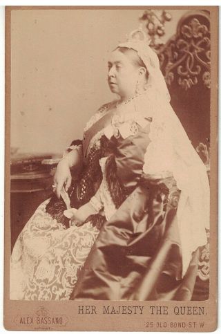 Vintage British Royalty Cabinet Photo Of Her Majesty,  Queen Victoria