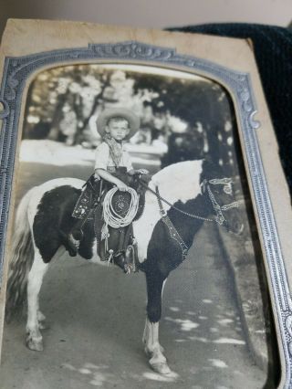 Vintage photo of cute kid on poney cowboy rodeo picture 2