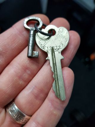 Small Tiny Little Old Antique Vintage Keys Rustic Lock Box Door Key Flat Etas?