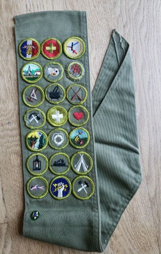 Vintage Boy Scout Bsa Merit Badge Sash With 21 Patches