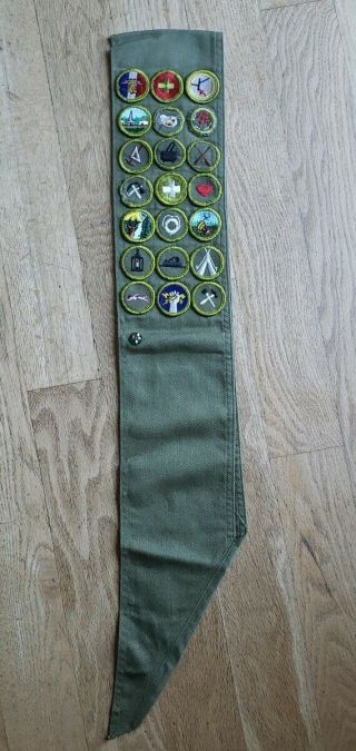 Vintage Boy Scout BSA Merit Badge Sash with 21 Patches 6