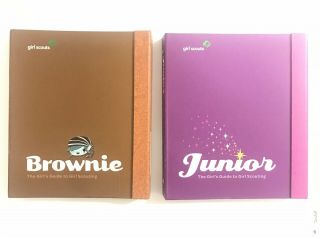 2011 Brownie And Junior Guide Book In 3 Ring Binder For Girl Scouts Complete