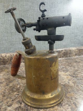 Vintage Otto Bernz Co.  Rochester Ny.  Brass Blow Torch With Wood Handle