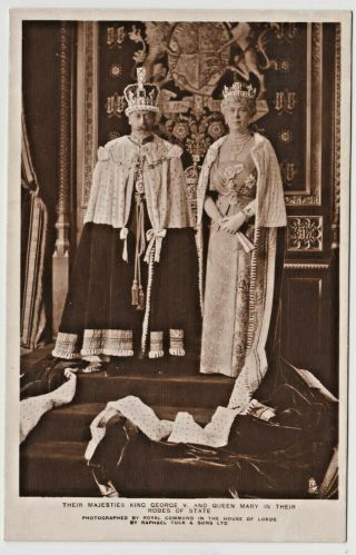 Tuck 3661 King George V & Queen Mary In Their Robes Of State Vintage Postcard