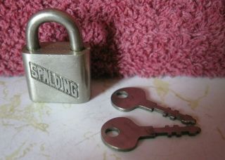 Vintage Spalding Lock Jewelry Luggage With 2 Keys Made In The U.  S.  A.