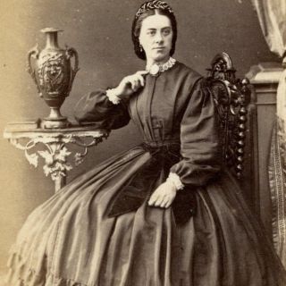 1860s Woman Huge Crinoline Dress Cdv Photo Carte De Visite Victorian Birmingham