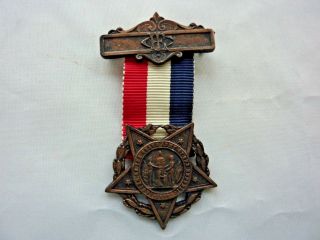 Vintage Civil War " Ladies Of The Grand Army Of The Republic " Badge (1886 ?)