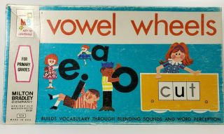 Milton Bradley Vowel Wheels Vintage 7534 For Primary Grades Key To Learning