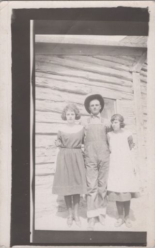 Vintage Postcard Rppc Log Cabin Family Sisters Brother Homestead Azo C1904 - 1918