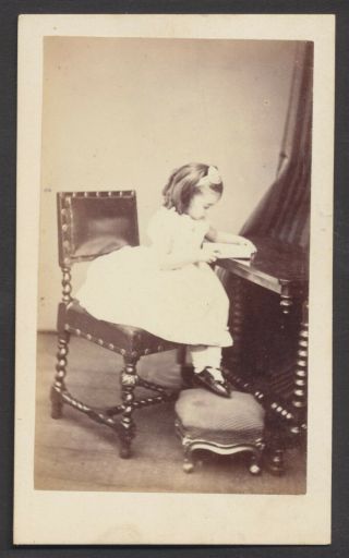Cdv2106 Victorian Carte De Visite: Girl Reading,  Bassano,  London