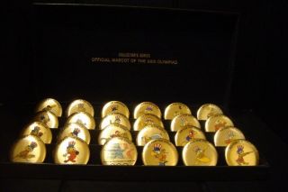 " 24 " 1984 Los Angeles Olympic Games Go For The Gold Olympiad Button Set In Case