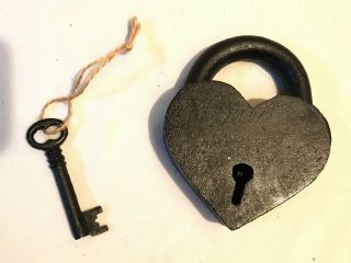 Large Cast Iron Heart Shaped Padlock With Key Heavy 2 Lbs