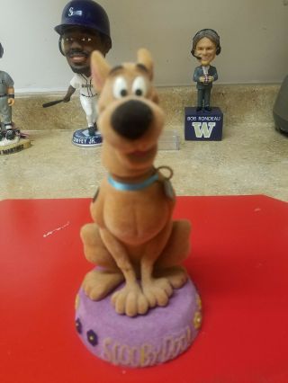 Rare Vintage Fuzzy Velvet Scooby Doo Bobble Head On Base In