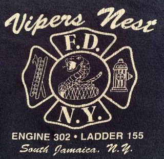 Fdny Nyc Fire Department York City T - Shirt Sz M E302 Jamaica Queens