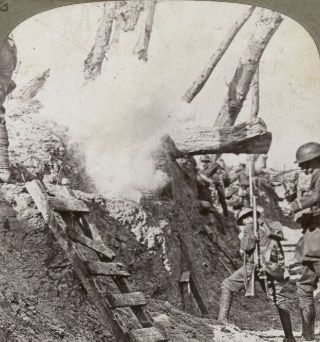 Zero Hour & Our Men Go Over The Top At Wytschaete Wood - Ww1 Stereoview