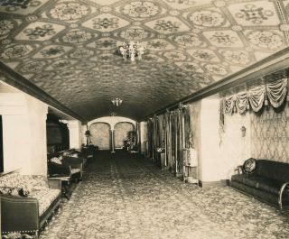 Capitol Theatre Pottsville,  Pa 1927 Photo Art Deco Mezzanine Lounge