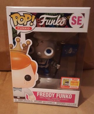 Funko Pop Freddy Funko Silver & Blue Space Robot Le2000 Fundays Sdcc Exclusive