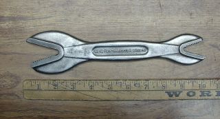 Vintage Armstrong No.  10 Twin Double Ended Alligator Wrench,  10 